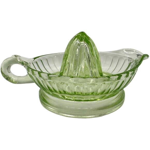 Vintage Uranium Vasoline Glass Citrus Juicer Handle Glows Under UV Light - Picture 2 of 8